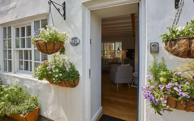 Amber Cottage