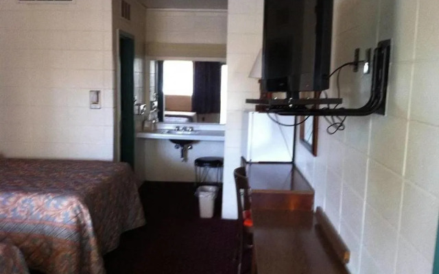 Hamilton Holiday Motel