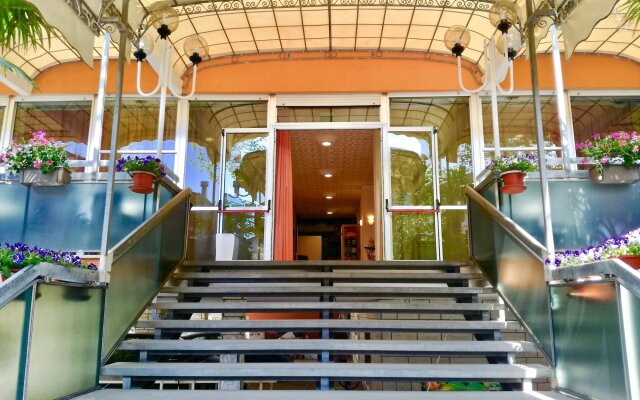 Hotel KURSAAL di Bellaria