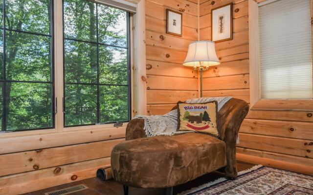 Boulder House 6 Bedroom House