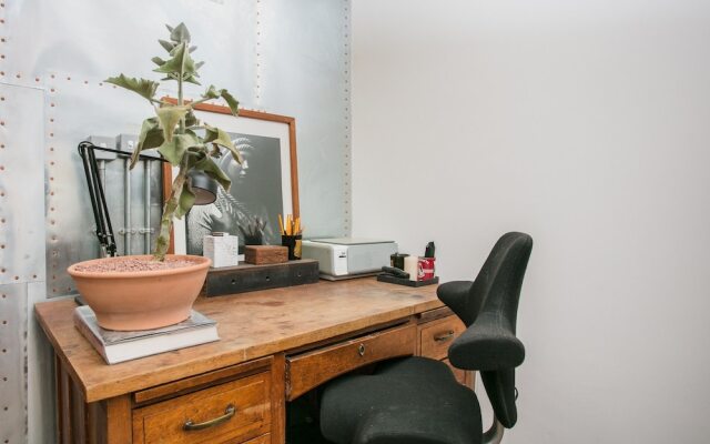 Spacious Loft In Hackney