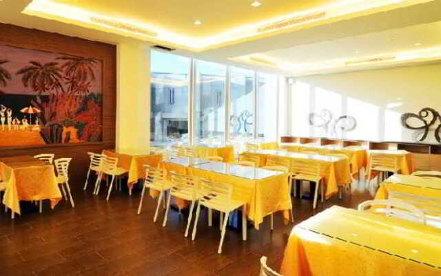 Hotel Jinshan Sakura Bay Spring Report