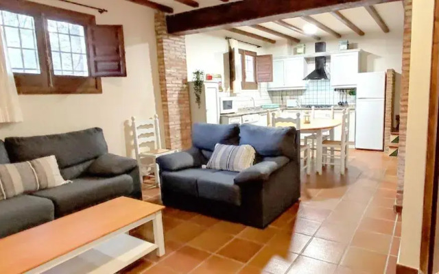 Masia de San Juan - castillo con piscina en plena Sierra Calderona