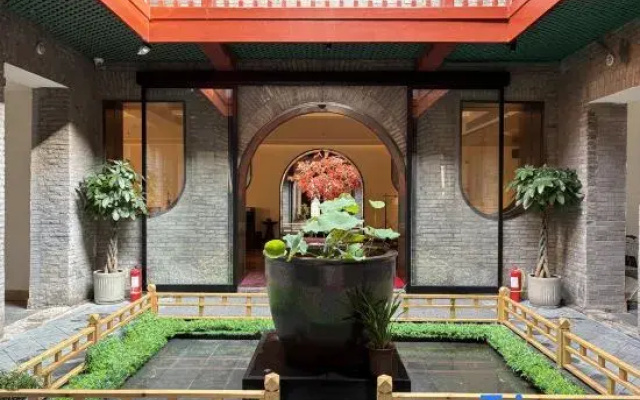 Fengchaoyang Design's Hotel