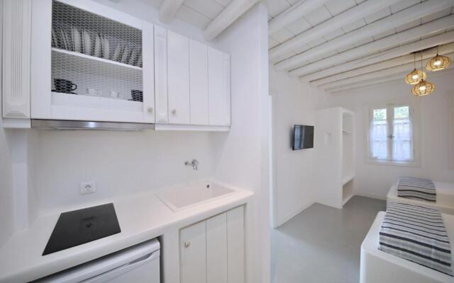 Evlalia Studios & Villas