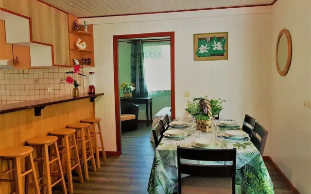 Huahine - Hibiscus House