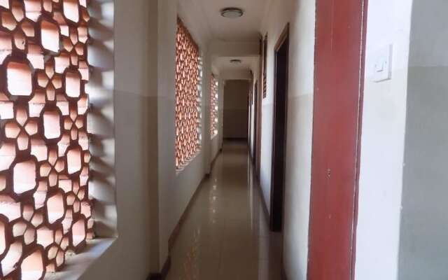 Kayegi Hotel