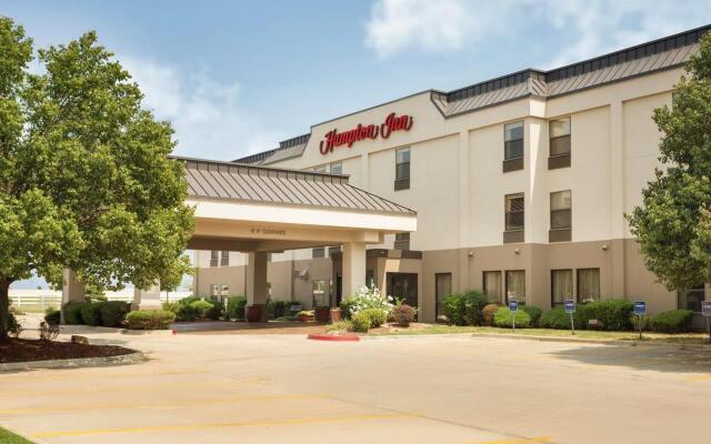 Hampton Inn Shawnee