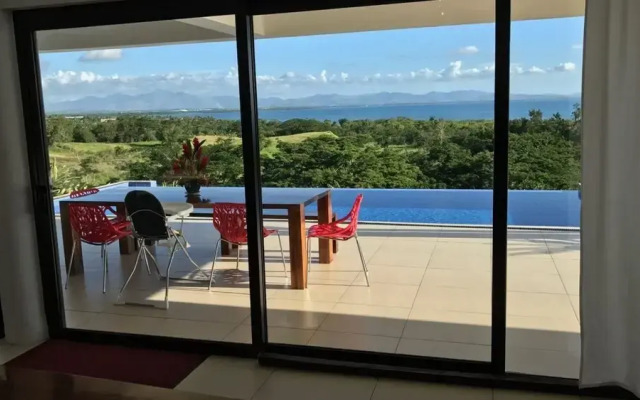 Fiji Luxury Pool Villa