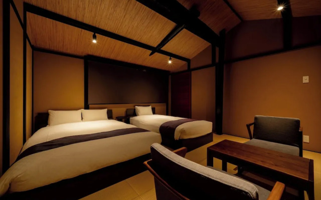 Resi Stay Palace Gate