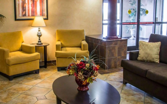 Sleep Inn & Suites at Six Flags