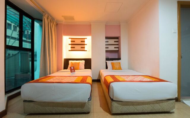 Hotel Chinatown 2 by OYO Rooms