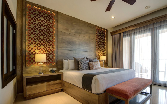 Puerta Cortes Residences