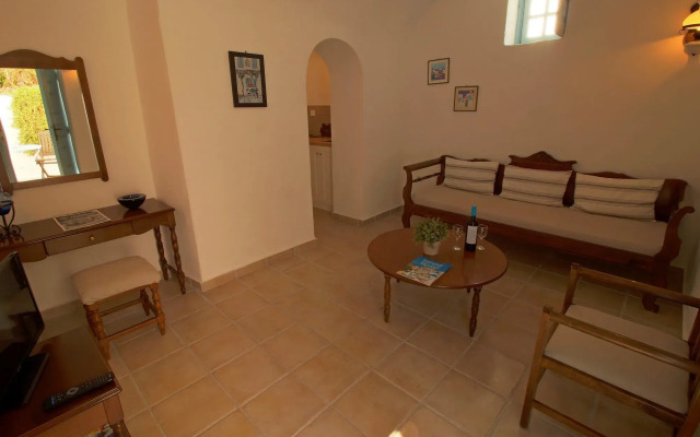 Aethrio Sunset Village Hotel