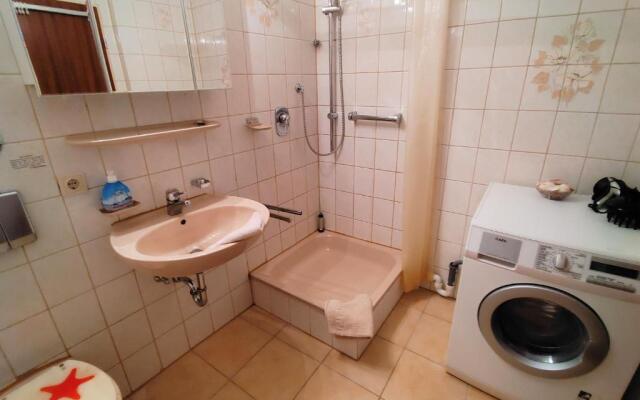 BodenSEE Friedrichshafen City Apartment "LARA"