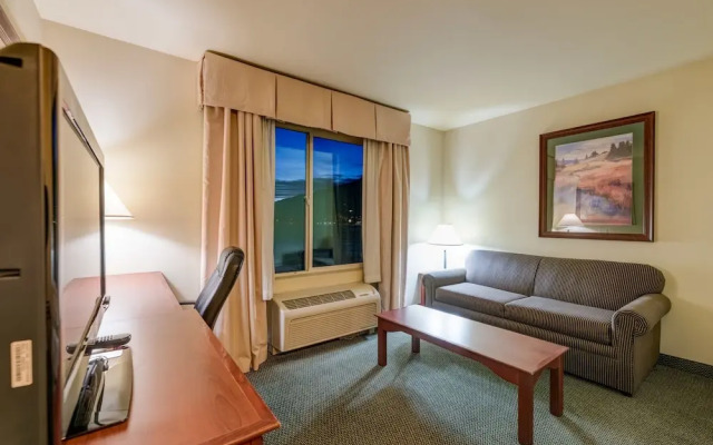 Days Inn & Suites Parachute