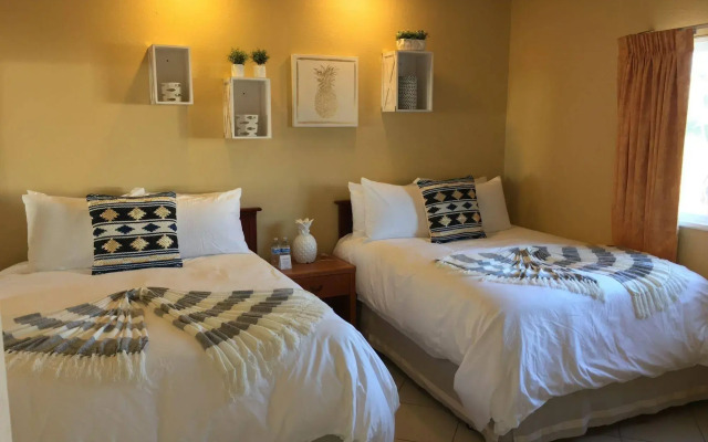 Quinta Pacifica Beachfront Villas
