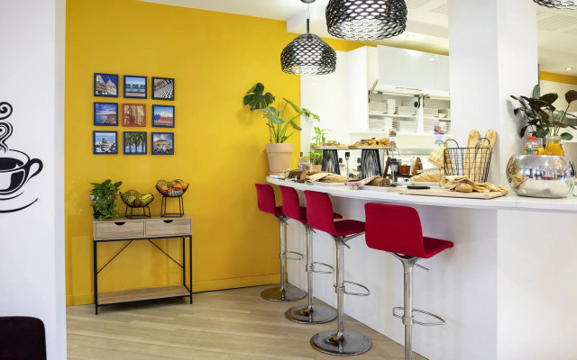 Отель Mercure Nice Centre Grimaldi