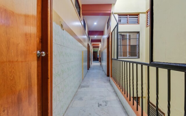 SPOT ON 48699 Hotel Pawan Sree Deluxe Lodge