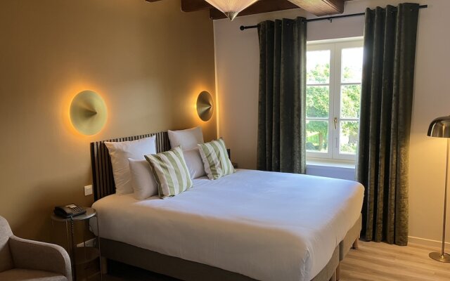 Hôtel-Restaurant Au Relais Du Château Mensberg