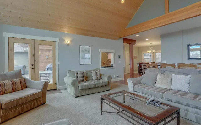 Five Peaks-AC-Hot Tub-5BR/3.5BA