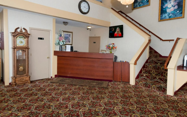 Hampton Falls Inn