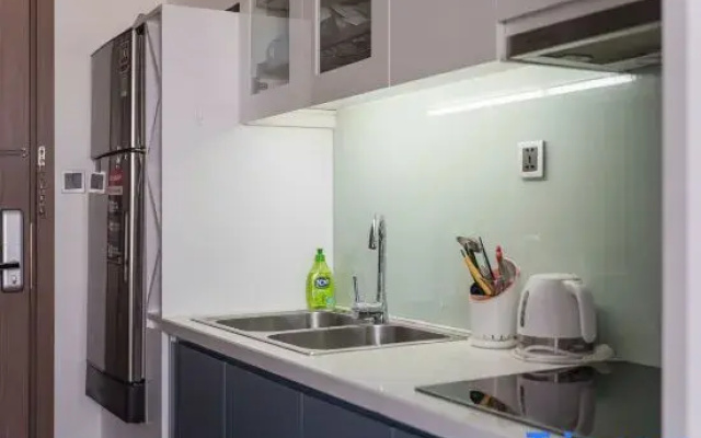 Luxury Serviced Apartment Vinhomes D’Capitale Hanoi  -  Jenny House
