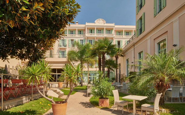 Hôtel Vacances Bleues Le Balmoral