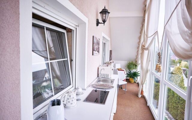 Bluestars Apartments