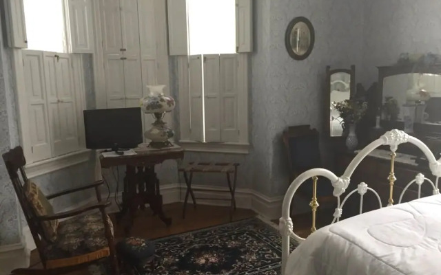 The Todd House Bed and Breakfast