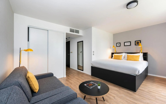 Staycity Aparthotels, Near Disneyland® Paris