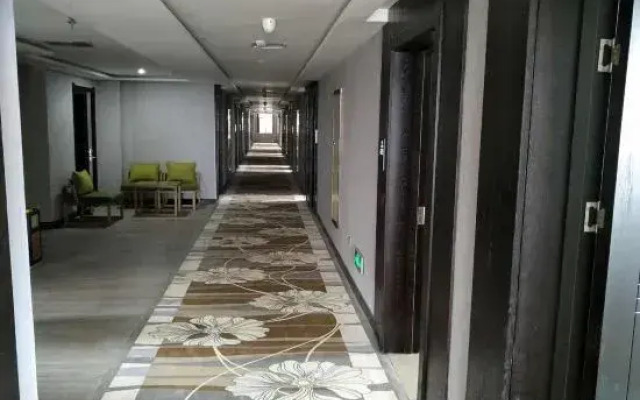Tianrun Yinzuo Hotel