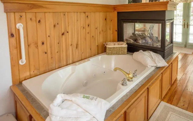 Cloran Mansion Bed & Breakfast