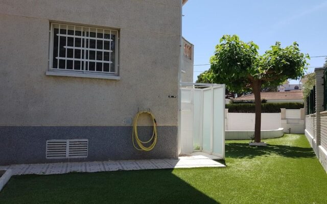 Casa Fragata con Jardin y Vista Mar - 102D