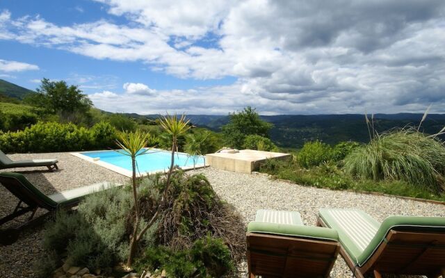 Luxurious Villa with Private Pool in Les Vans