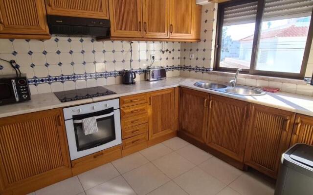 402 - Oura - 2 Bedroomed Apartment - Sea View