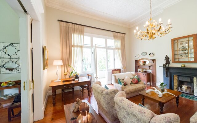 Spacious Bb Room in Restored Edwardian Manor House
