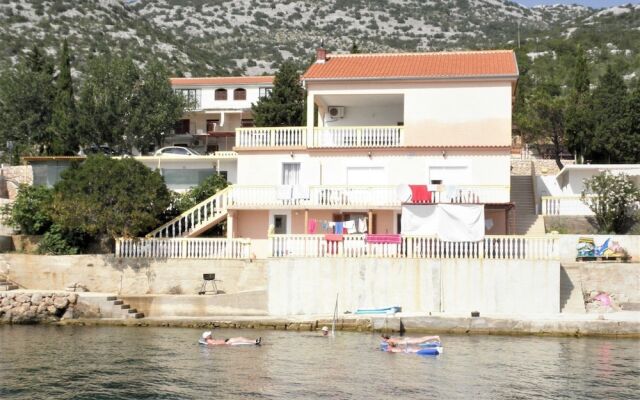 Dalibor - 5m From the sea With Parking - A5