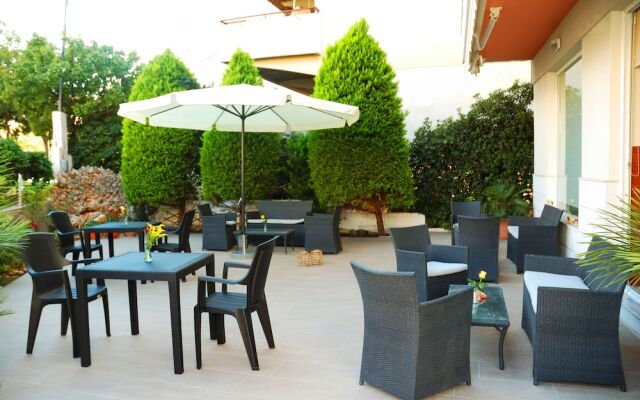 Ilion Hotel
