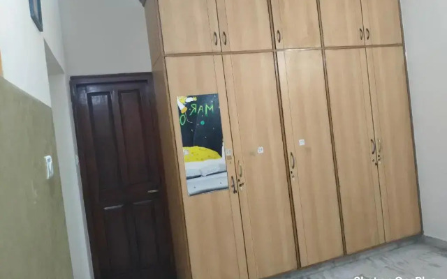 The Hood CoLiving Space & Hostel