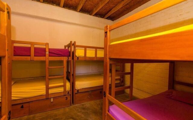 Palosanto Backpackers