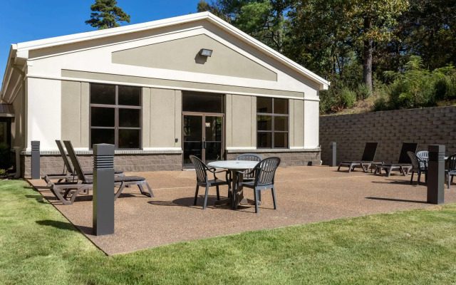 Comfort Inn & Suites Hot Springs Midtown