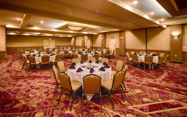 Red Lion Hotel & Conference Center - Seattle/Renton