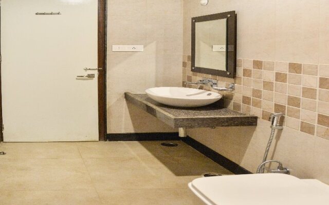 ZO Rooms Varanasi Cantt