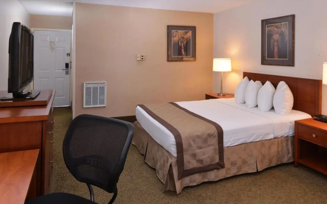 Extend-a-Suites - Phoenix Airport