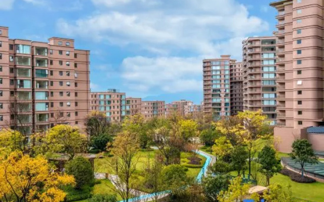 Mercure Yunhu Hotel (Fuxianhu Scenic Area Branch) – Outside – Yuxi