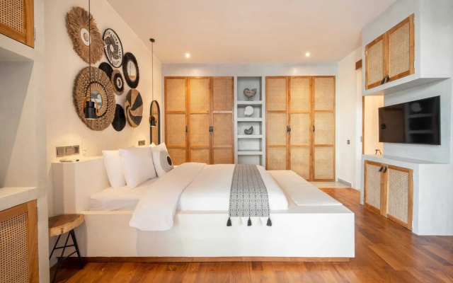Villa Yukiko, 4BR Modern Tropical Design Villa – Guest Rooms – Kerobokan Kelod