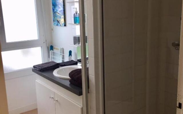 T1 Bis Proche du centre avec terrasse