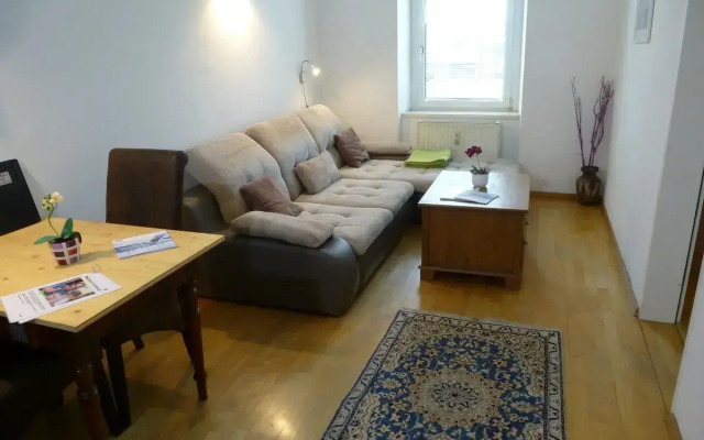 Charming, central, spacious apartment