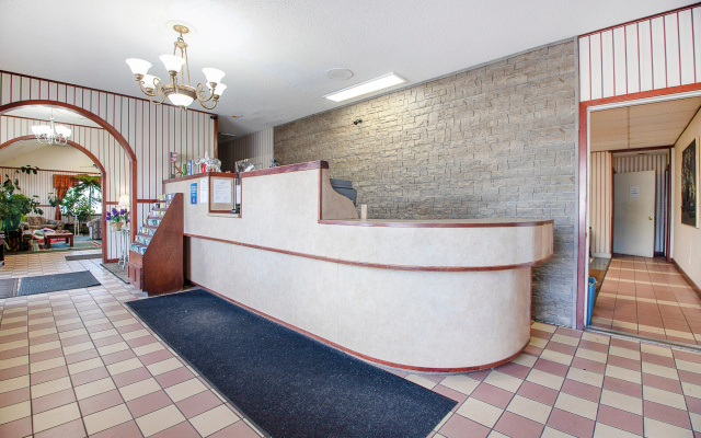 Hotel O Daylight Inn Elkhart I-90, In
